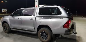 toyota-hilux-Delux-4x4-sport