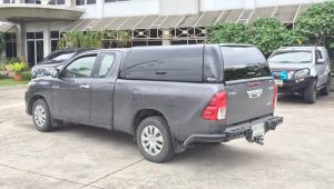 Toyota-hilux-canopy-workstyle